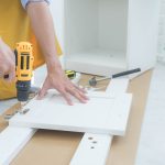 W dzisiejszych czasach ogromnie multum osób przeznacza swój wolny czas przed telewizorem